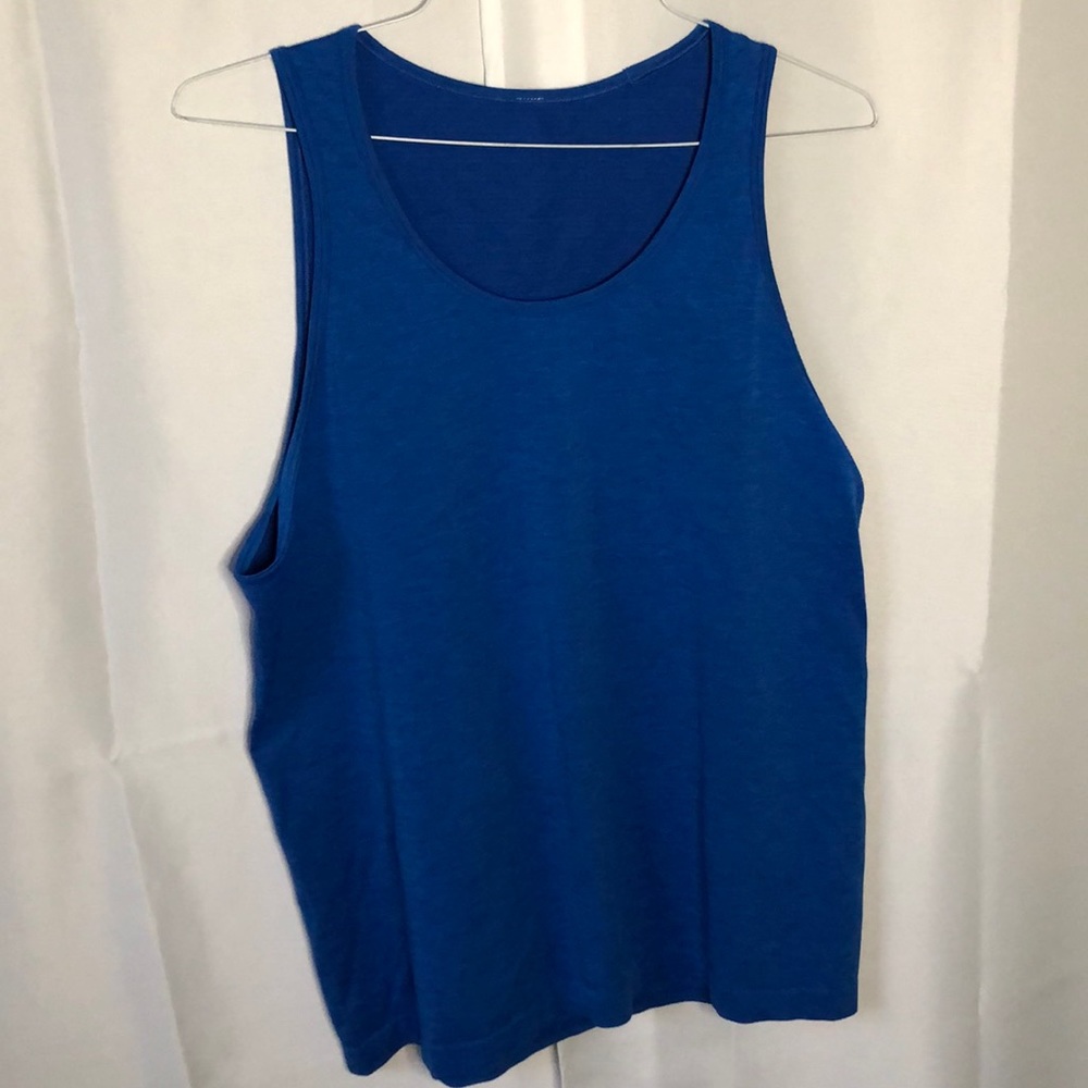 Lululemon tank top
